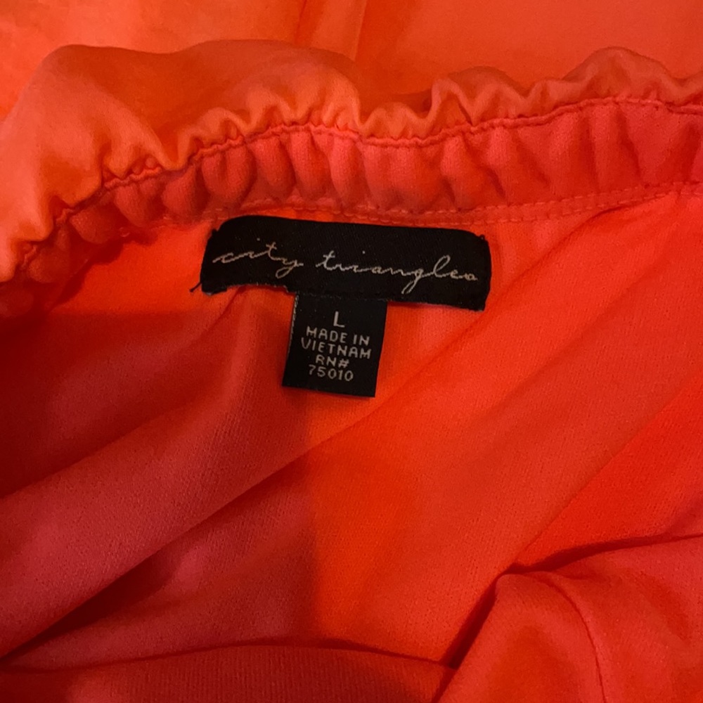 Dress - Picture 3 of 3